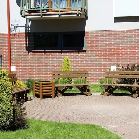 Apartament Przy Fontannie 아파트 기지크코